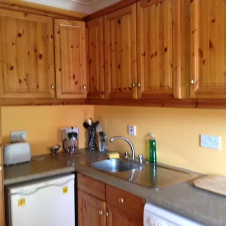 Bed & Breakfast Evergreen Swords