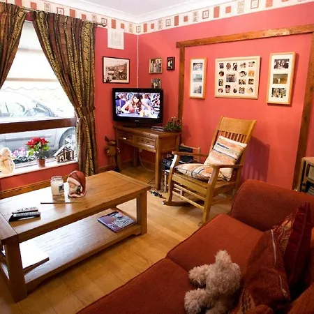 Bed & Breakfast Evergreen Swords