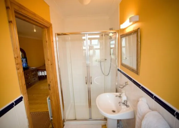 Evergreen Couette-café